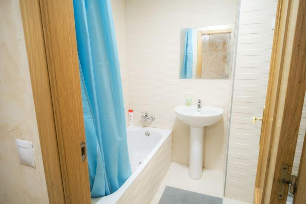 Апартаменти Piso Acogedor En Madrid Centro Екстер'єр фото