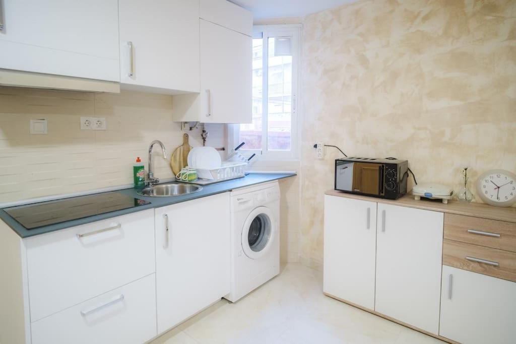Апартаменти Piso Acogedor En Madrid Centro Екстер'єр фото